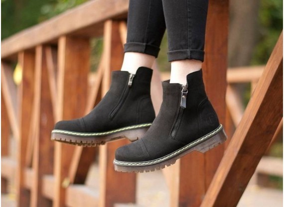 What Role Do Vegan Shoes Play in Sustainable Fashion?